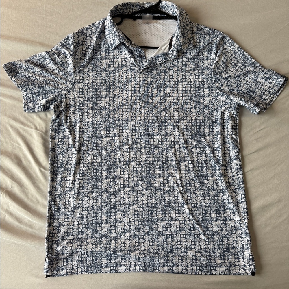 Men's Blue and White Patterned Shirt